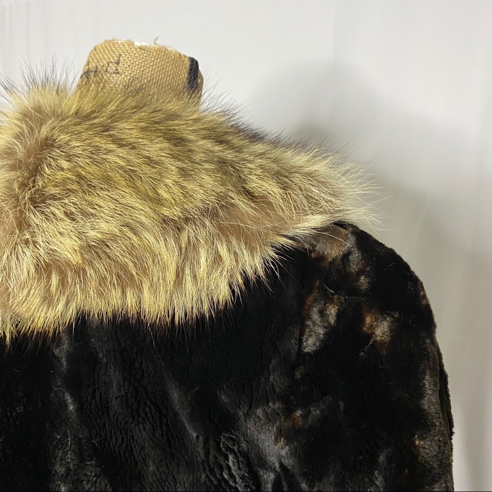 Vintage Double Breasted Victorian Brown Fur Coat - Picture 10 of 11